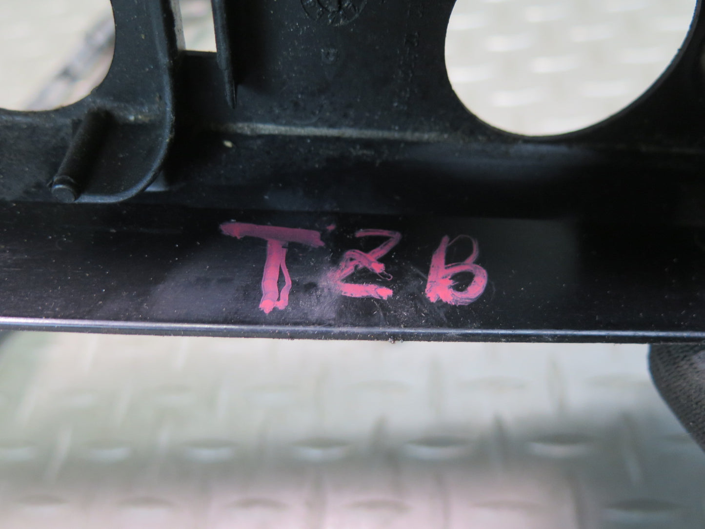 96-99 BMW E36 318ti 1.9L M44 Ignition Coil Spark Plug Pack OEM