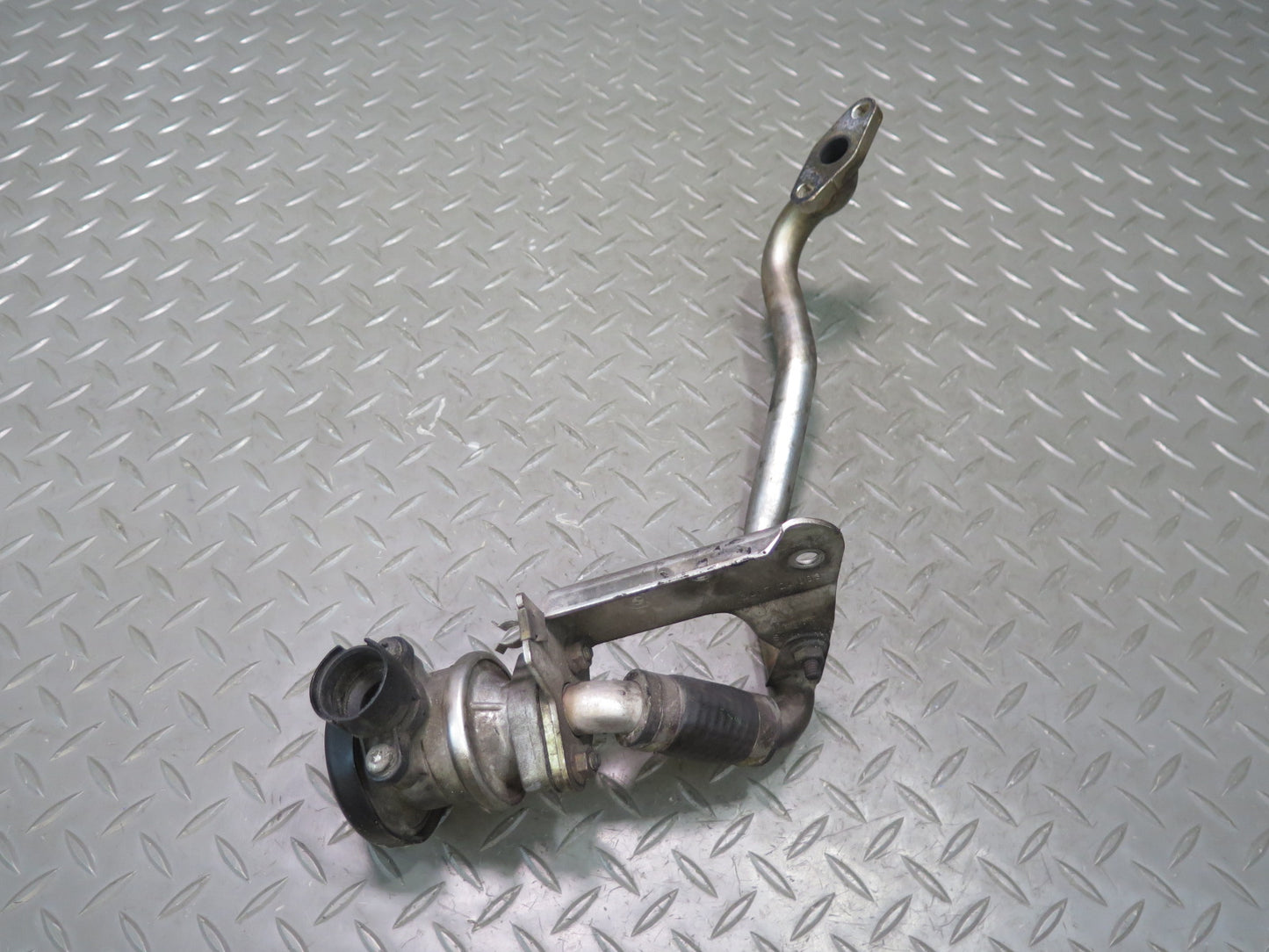 96-99 BMW E36 318ti 1.9L M44 Air Injection EGR Air Valve w Tube OEM