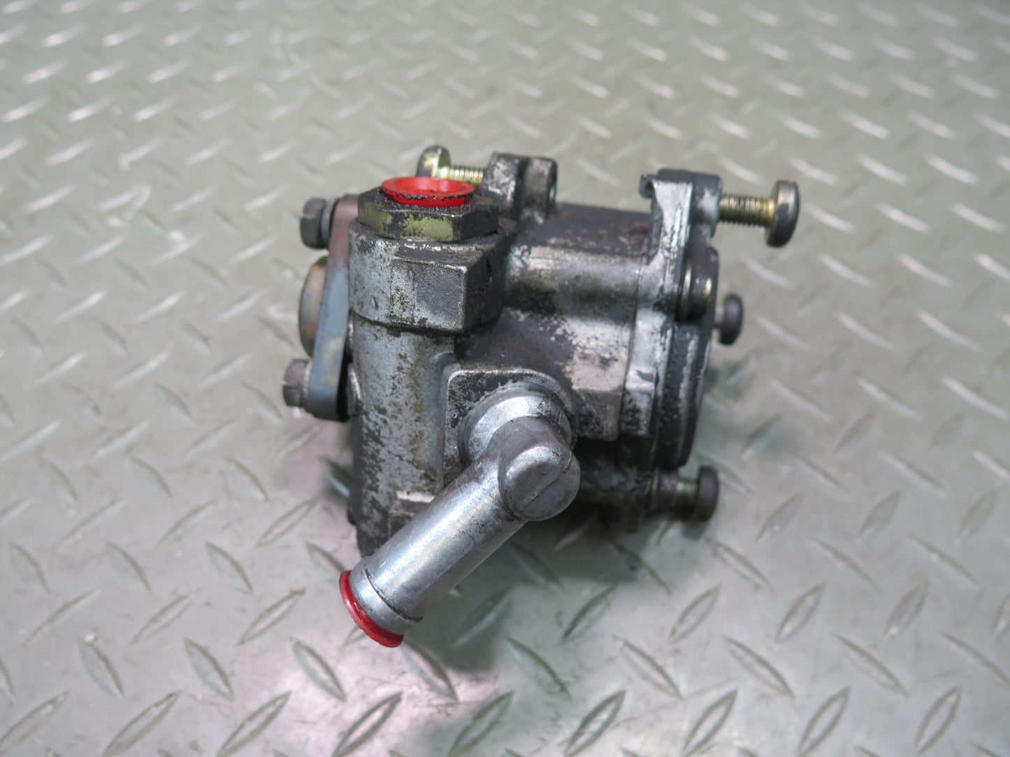 96-99 BMW E36 318ti 1.9L M44 Power Steering Pump OEM