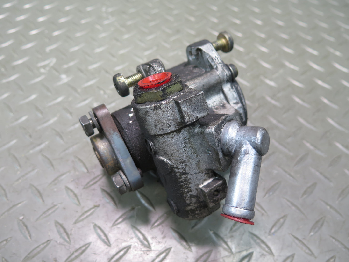 96-99 BMW E36 318ti 1.9L M44 Power Steering Pump OEM