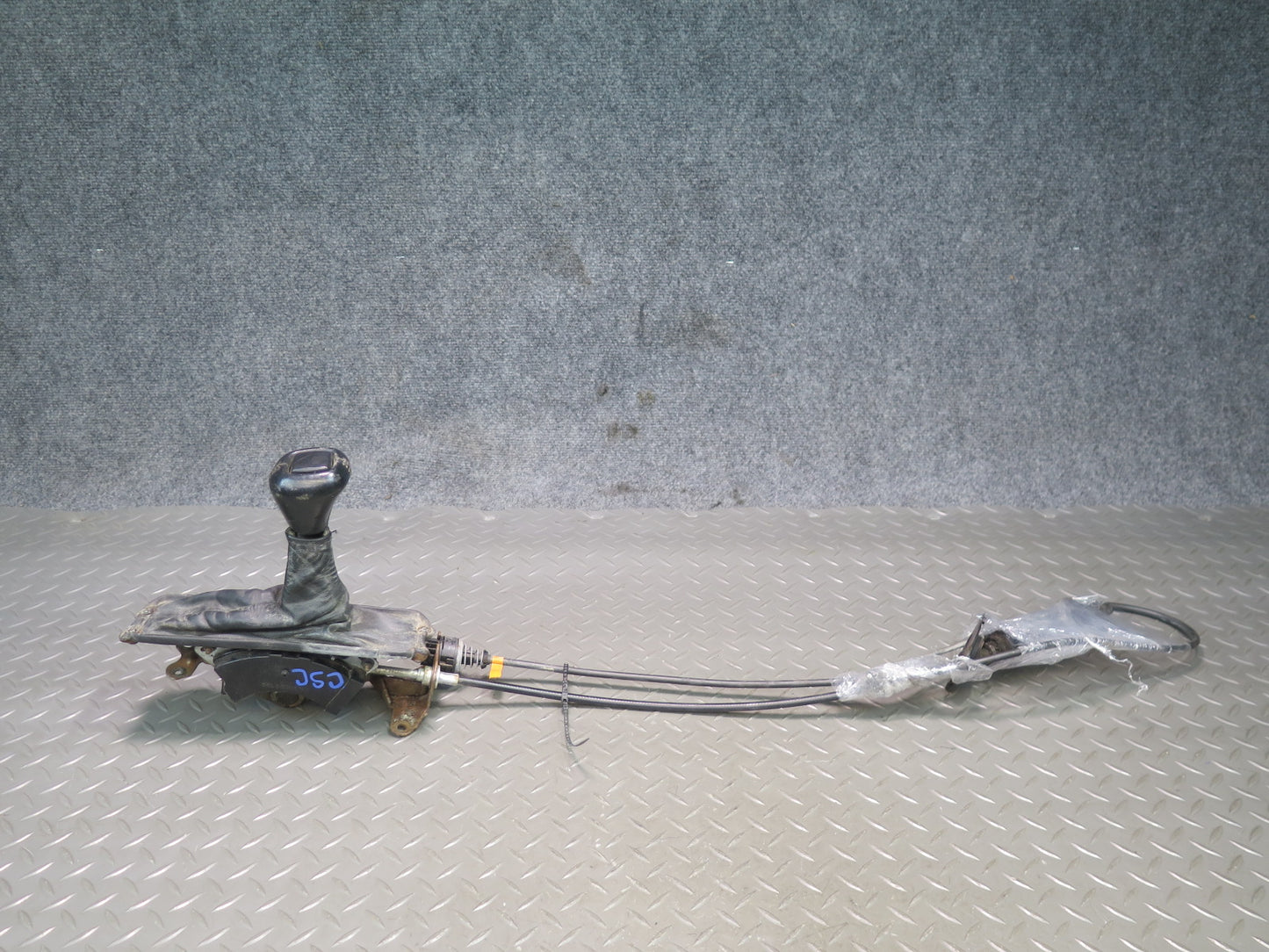 90-91 Chevrolet Corvette C4 A/T Automatic Transmission Shifter w Cable OEM