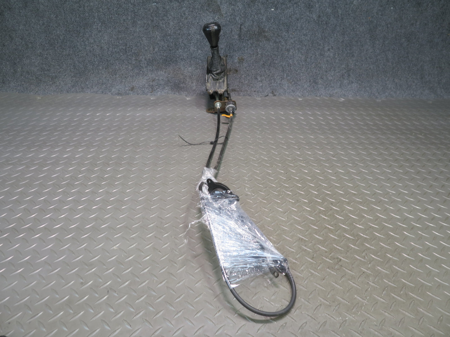 90-91 Chevrolet Corvette C4 A/T Automatic Transmission Shifter w Cable OEM