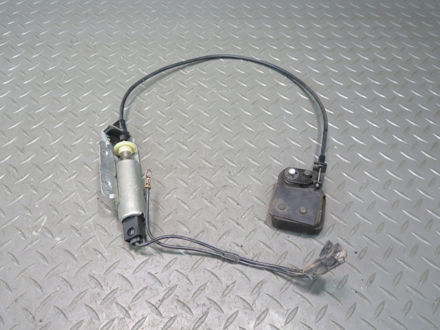 89-92 Chevrolet Corvette C4 Convertible Deck Lid Lock Actuator Cable Set OEM