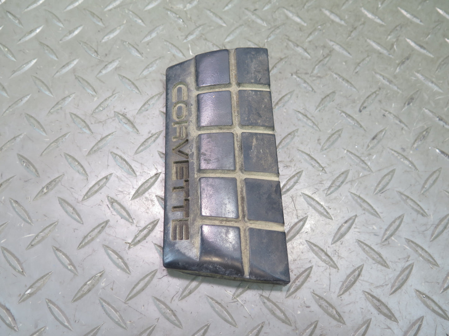 90-96 Chevrolet Corvette C4 Gas Acceleration Pedal & Brake Pedal Pad Set OEM