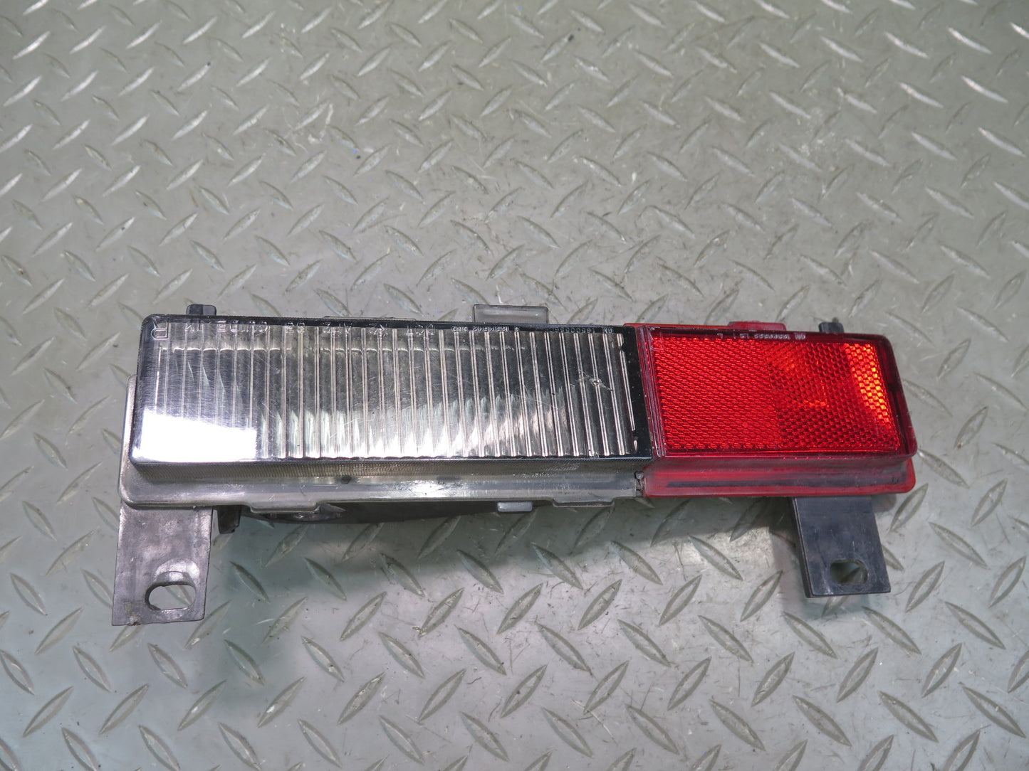 91-96 Chevrolet Corvette C4 Rear Left & Right Side Marker Light Lamp Set OEM