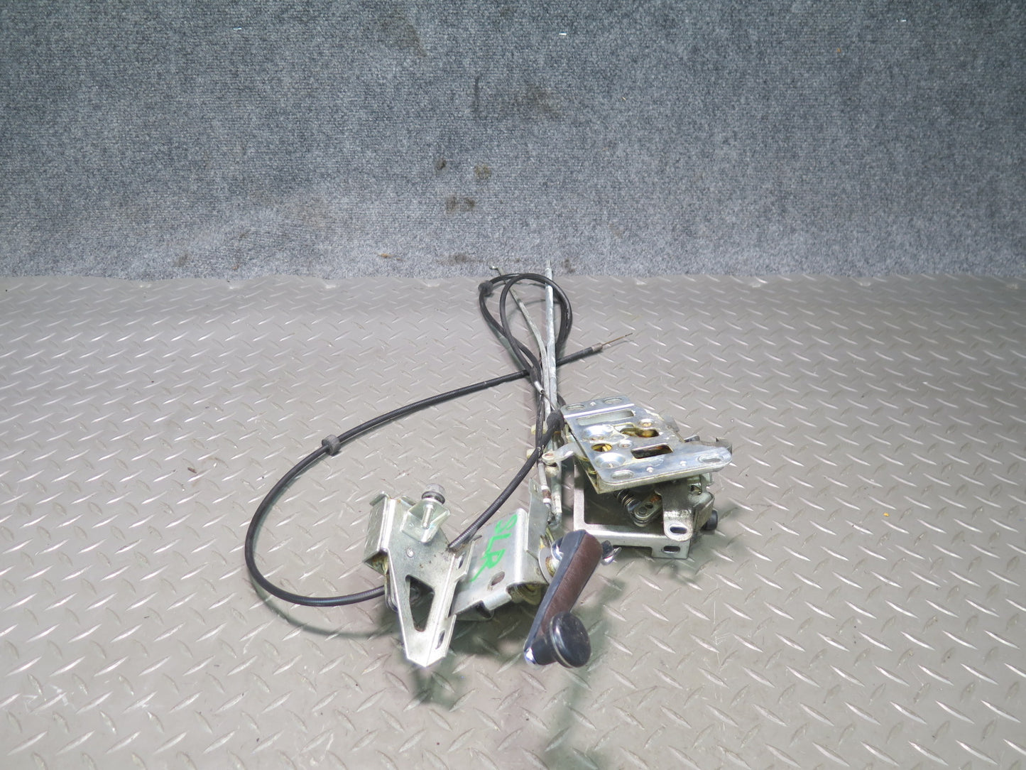 81-85 Mercedes R107 Sl-class Soft TOP Roof Lock Latch Cable Handle Set OEM