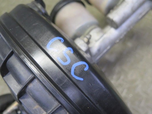 1991 Chevrolet Corvette C4 A/T Brake Master Cylinder Booster Fluid Reservoir OEM