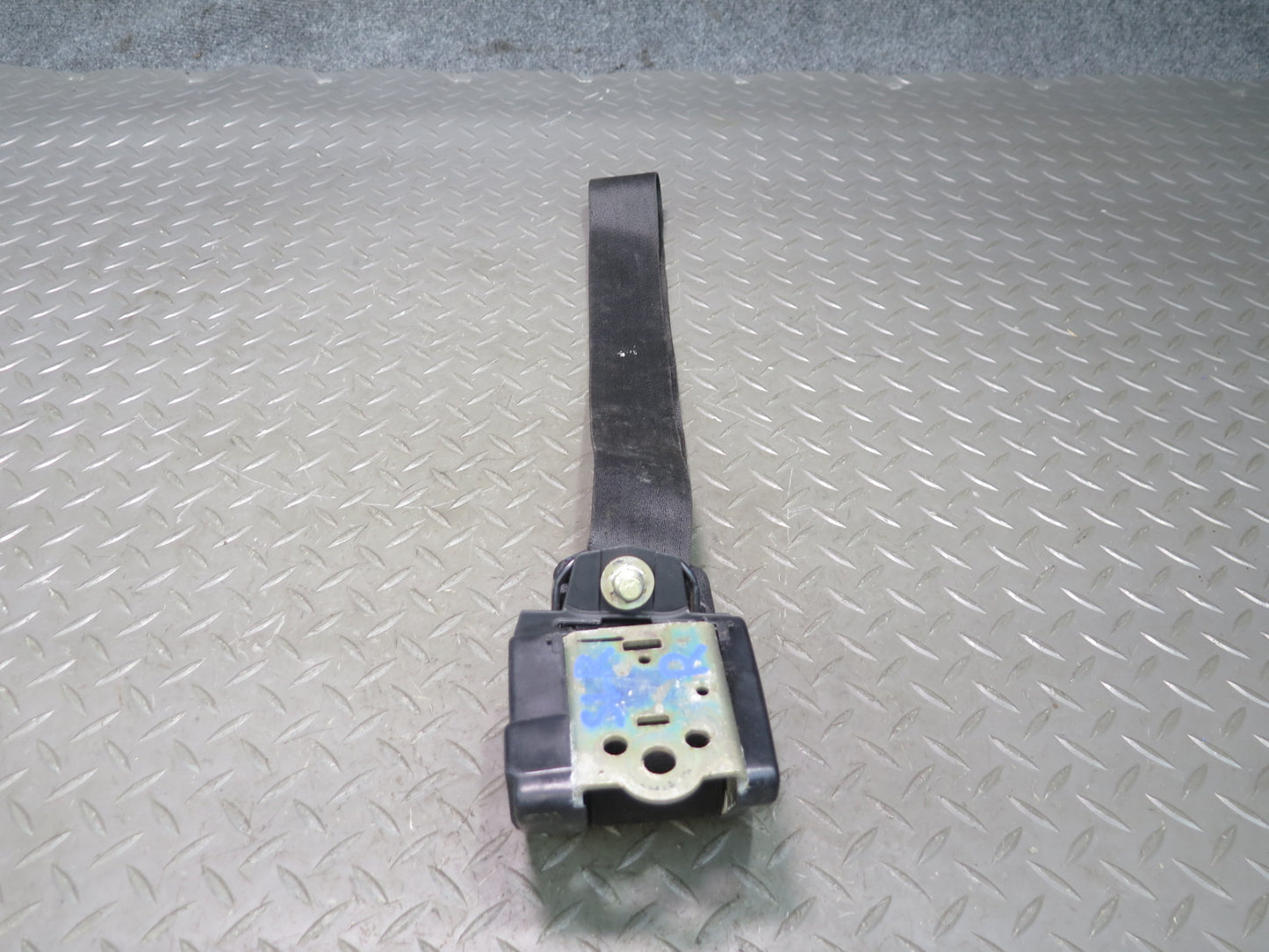 81-85 MERCEDES R107 380SL FRONT RIGHT & LEFT SIDE SEATBELT RETRACTOR SET OEM
