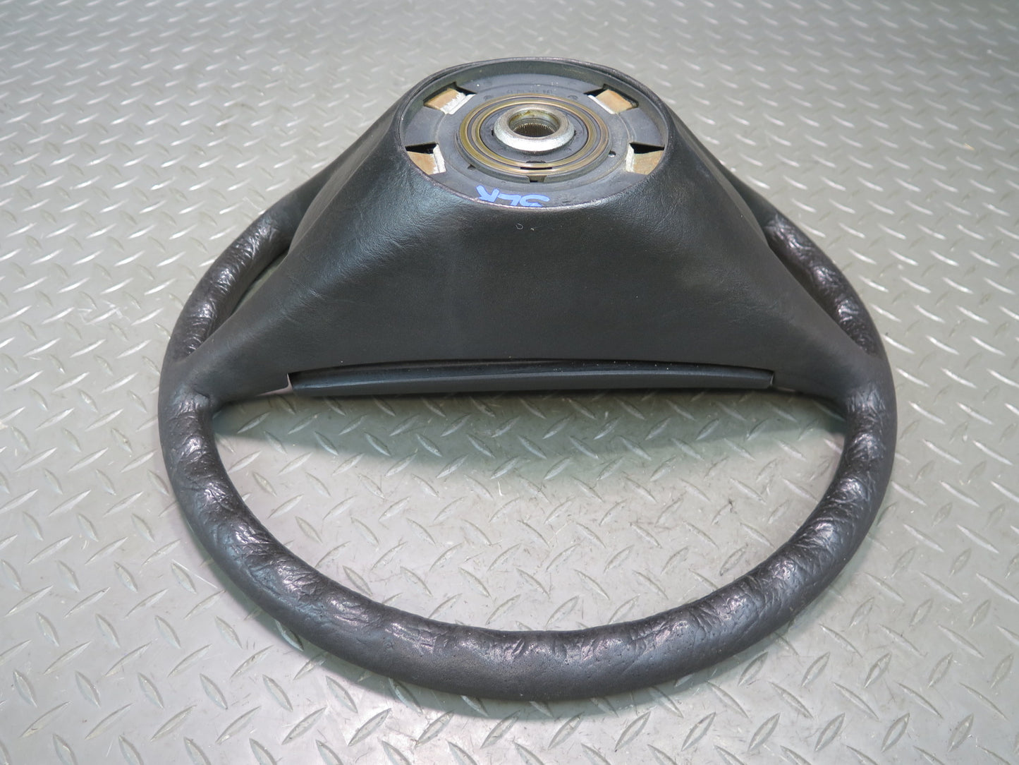 73-85 Mercedes R107 Sl-class Black Steering w Pad Cover OEM