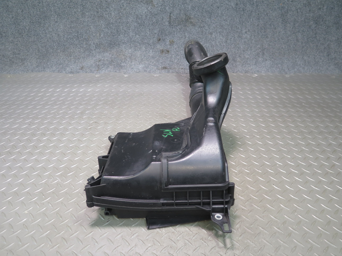 03-08 Mercedes R230 SL600 Left Air Intake Cleaner Filter Box w Duct & Sensor