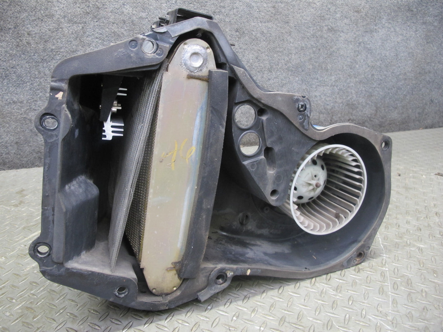 90-93 Chevrolet Corvette C4 A/C Air Conditioning Blower Motor Evaporator Box OEM