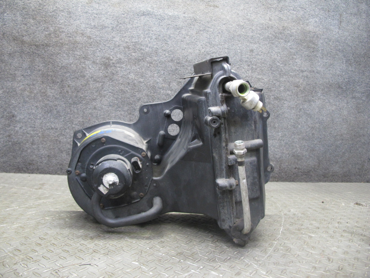 90-93 Chevrolet Corvette C4 A/C Air Conditioning Blower Motor Evaporator Box OEM