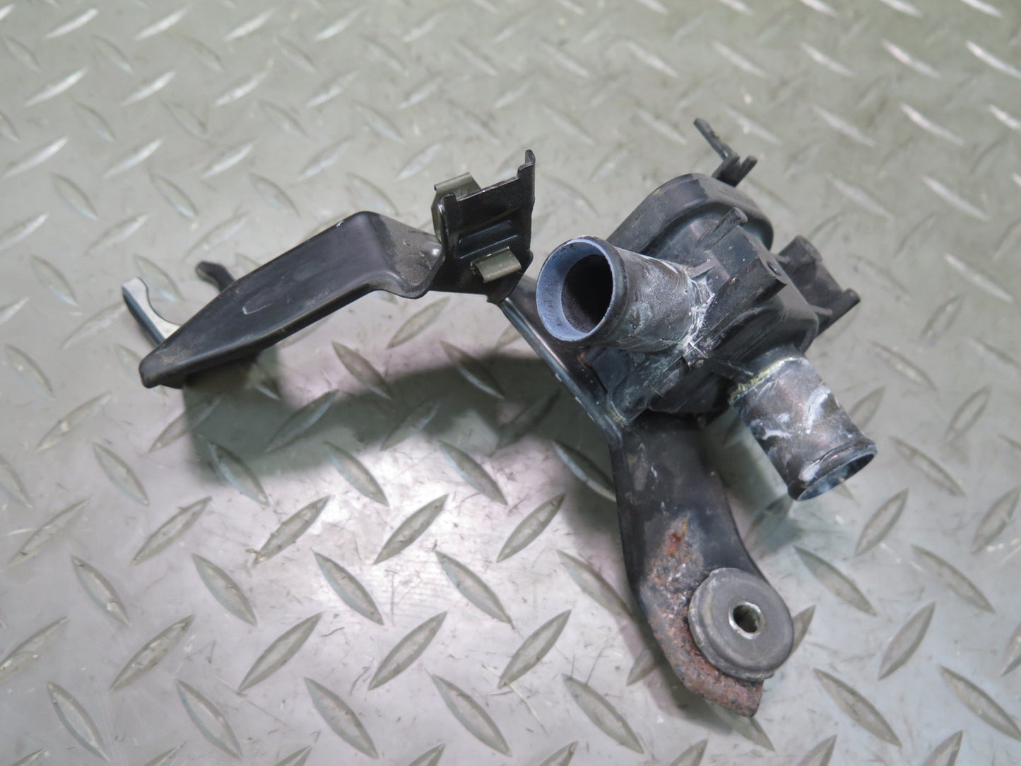 95-97 Toyota Celsior UCF20 RHD Hvac Heater Control Water Valve OEM