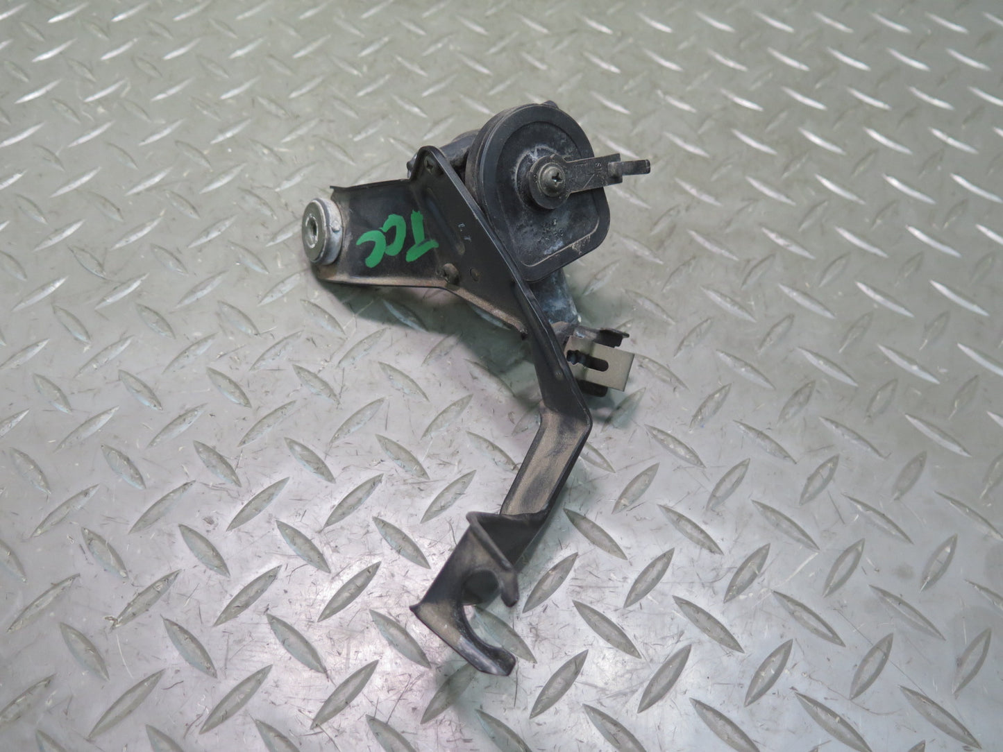 95-97 Toyota Celsior UCF20 RHD Hvac Heater Control Water Valve OEM