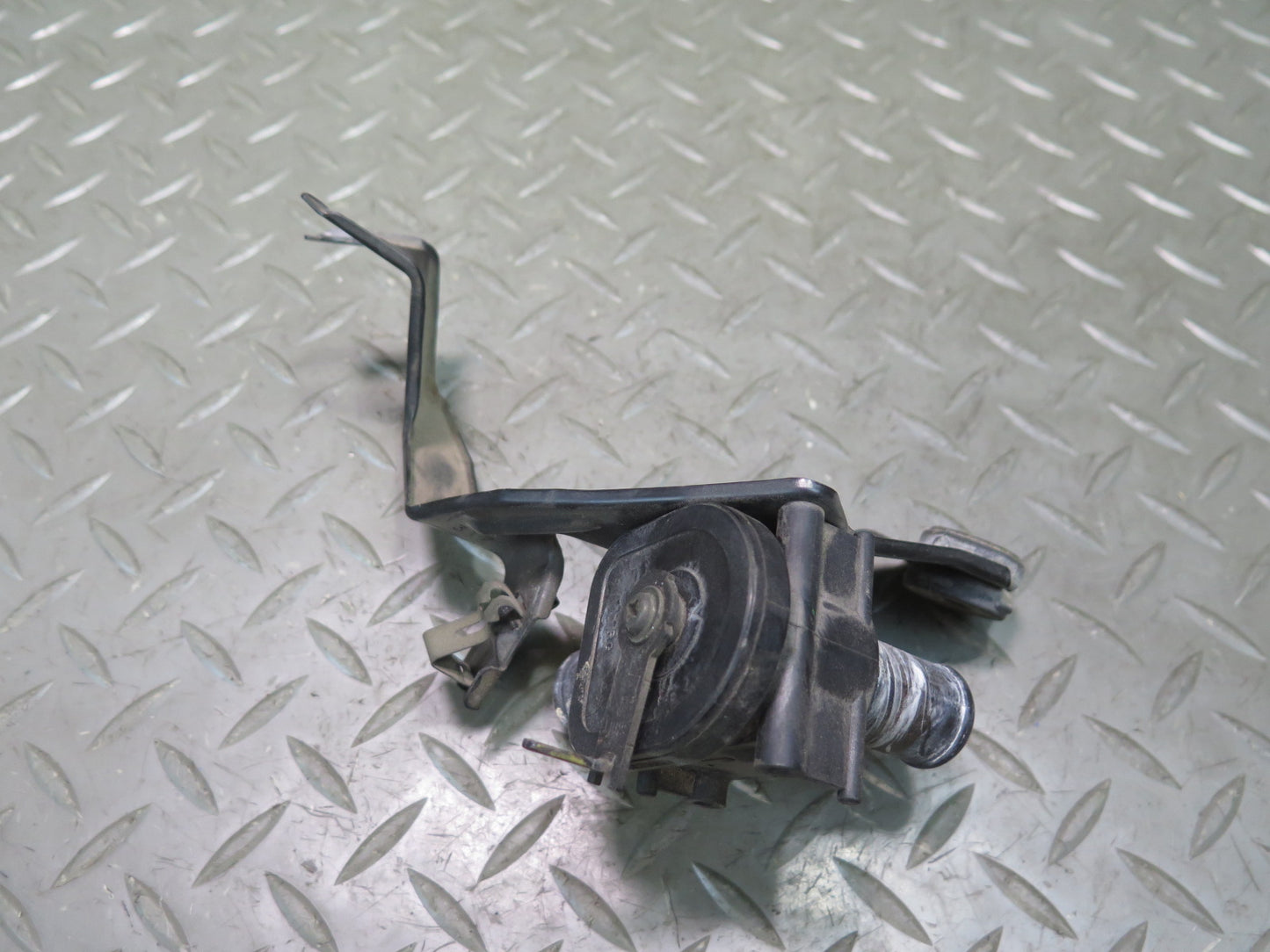 95-97 Toyota Celsior UCF20 RHD Hvac Heater Control Water Valve OEM