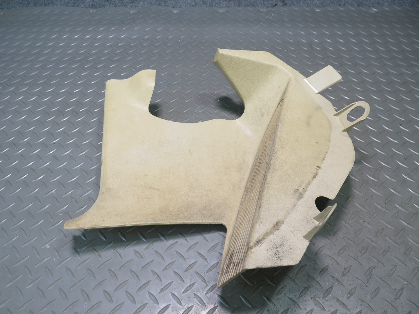 90-95 Mercedes W124 300D Left Footrest & Right Kick Trim Panel Set Beige OEM