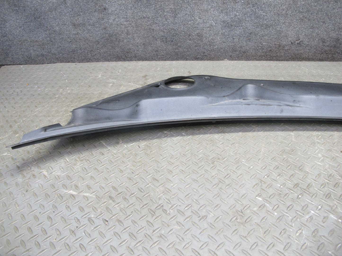 2010-2016 Porsche Panamera 970 Front Windshield Cowl Vent Trim Panel 97055556302