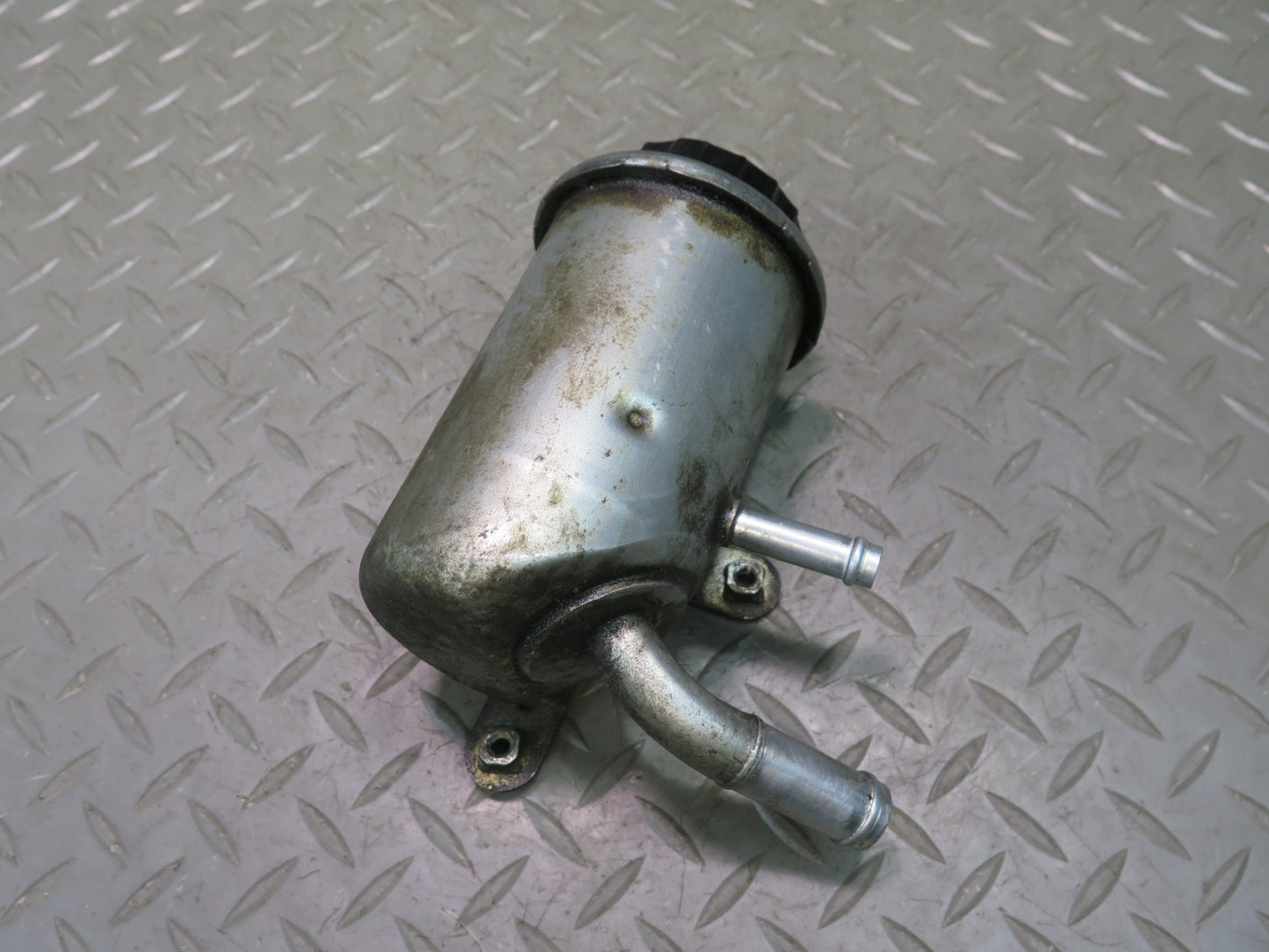 92-97 Lexus UZZ30L SC400 Power Steering Fluid Reservoir Bottle w Cap OEM