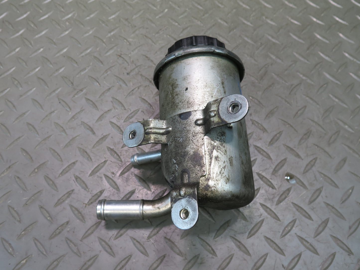 92-97 Lexus UZZ30L SC400 Power Steering Fluid Reservoir Bottle w Cap OEM