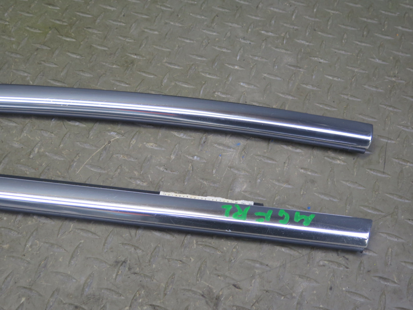 14-20 Maserati Ghibli M157 Rear Left & Right Side Door Window Belt Molding Set
