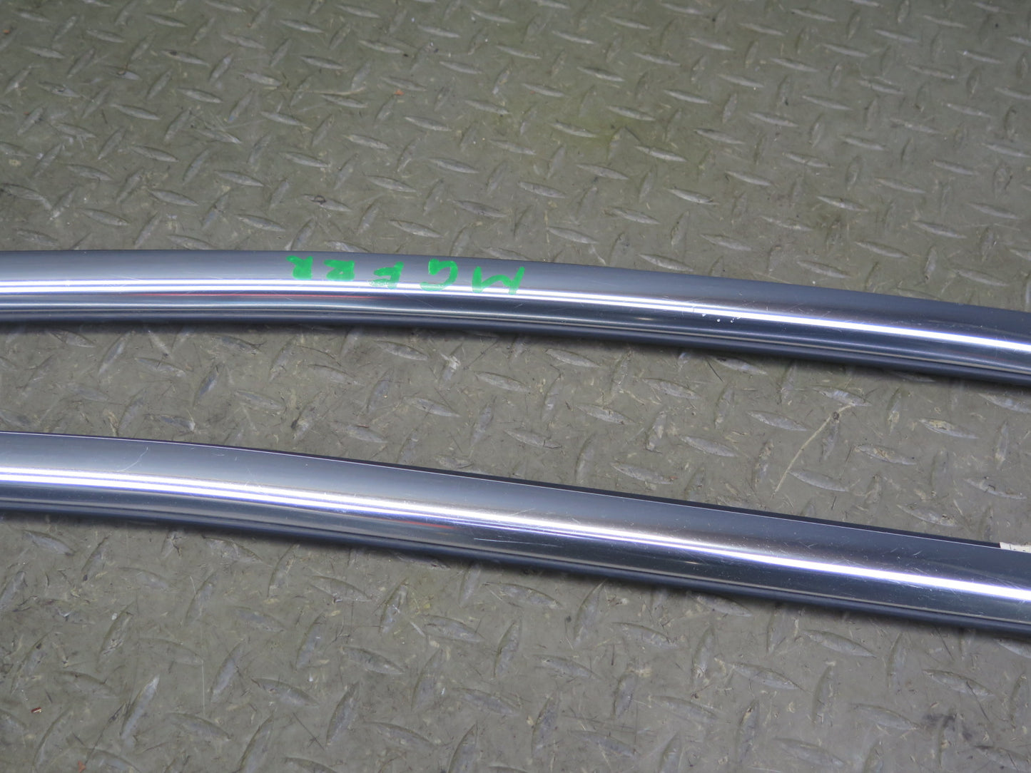 14-20 Maserati Ghibli M157 Rear Left & Right Side Door Window Belt Molding Set