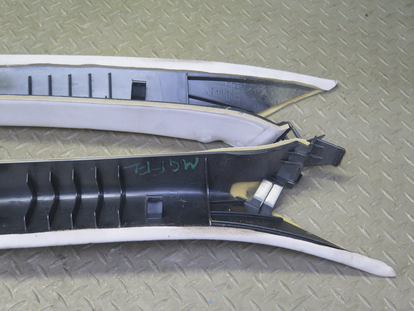 2014-2020 Maserati Ghibli M157 Front Left & Right Side A Pillar Trim Cover Set