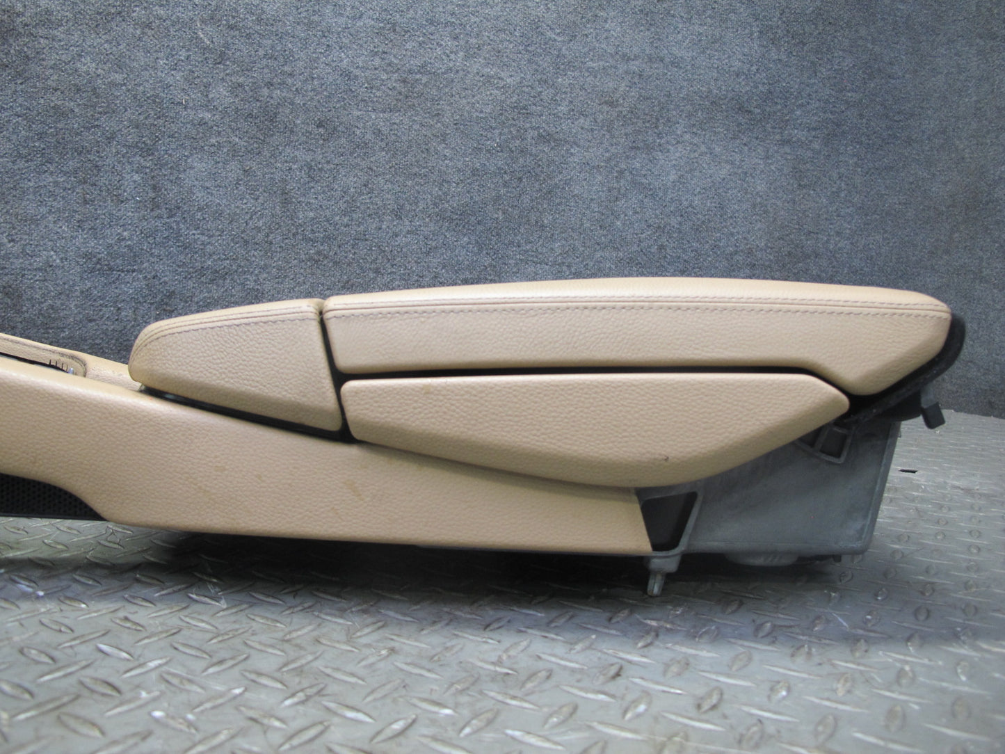 2010-2016 Porsche Panamera 970 Center Console Trim Cover Panel w Armrest