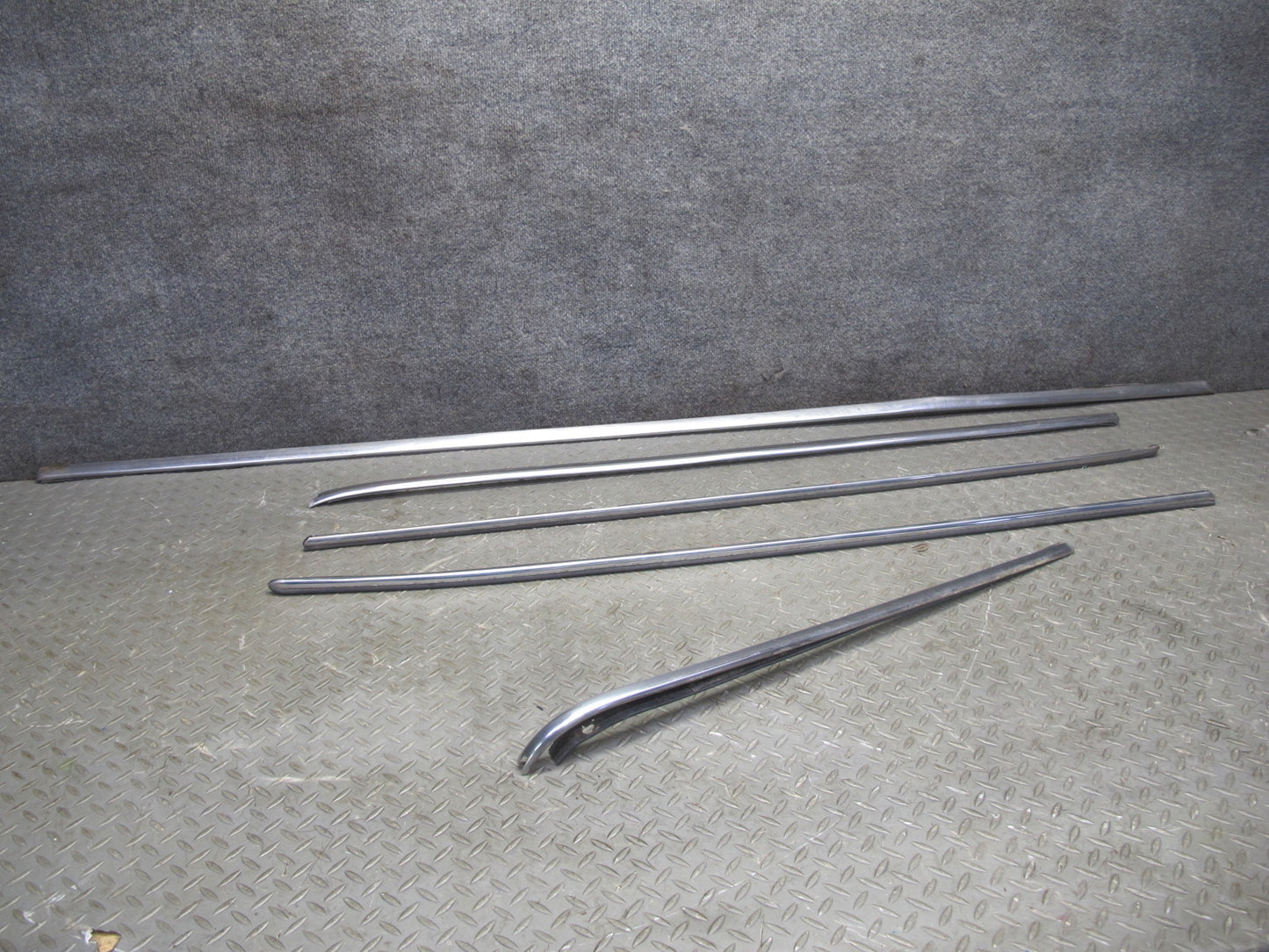 75-76 Mercedes W115 300D Set of 5 Exterior Door Fender Trunk Chrome Molding OEM