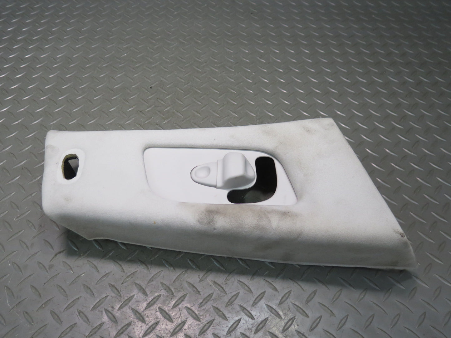 2014-2020 Maserati Ghibli M157 Right Pass Side B Pillar Upper Cover Trim Panel