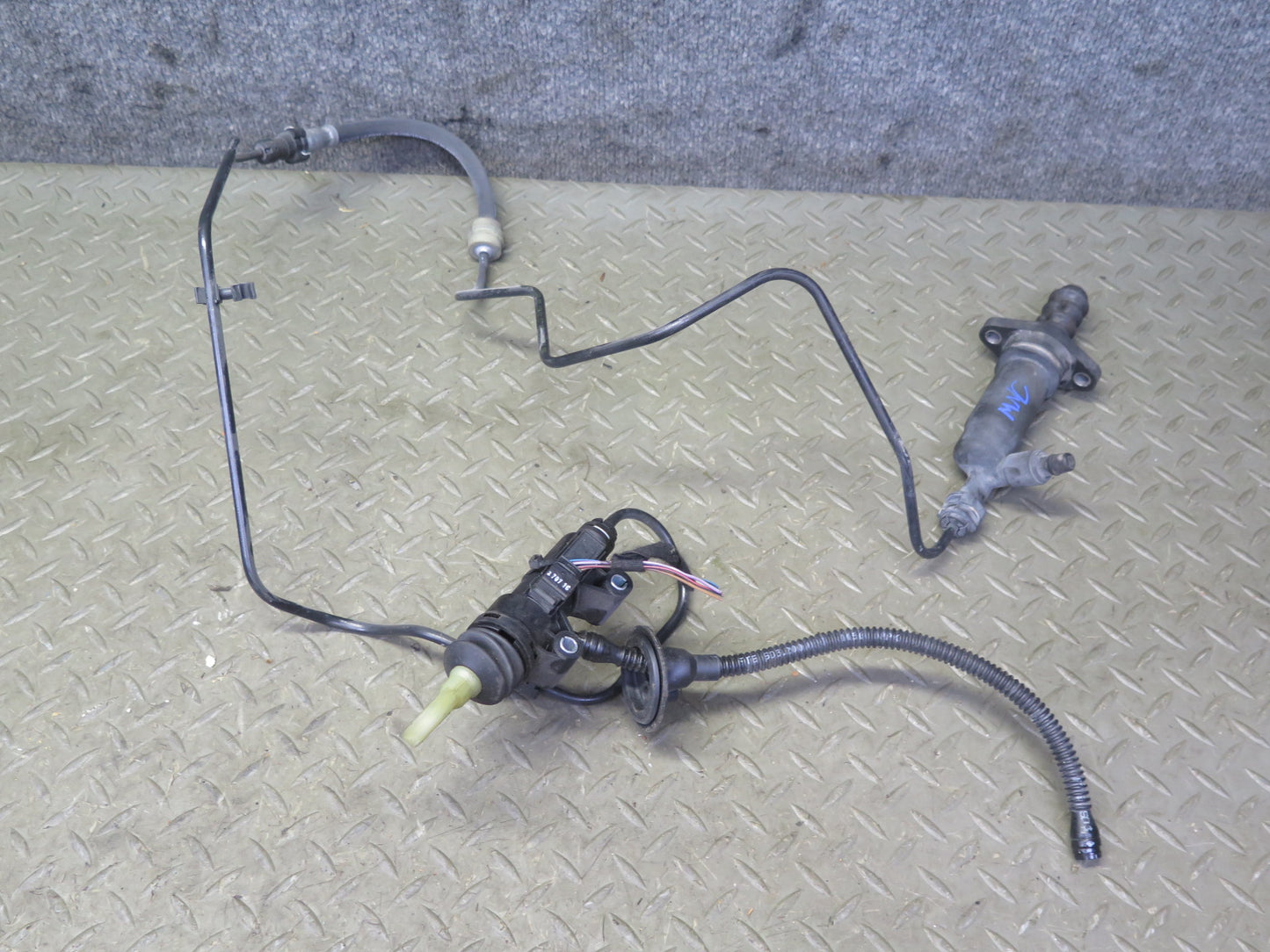 07-13 Mini R55 R56 R57 R58 R59 Gas Brake Clutch Pedal Master Slave Cylinder Set