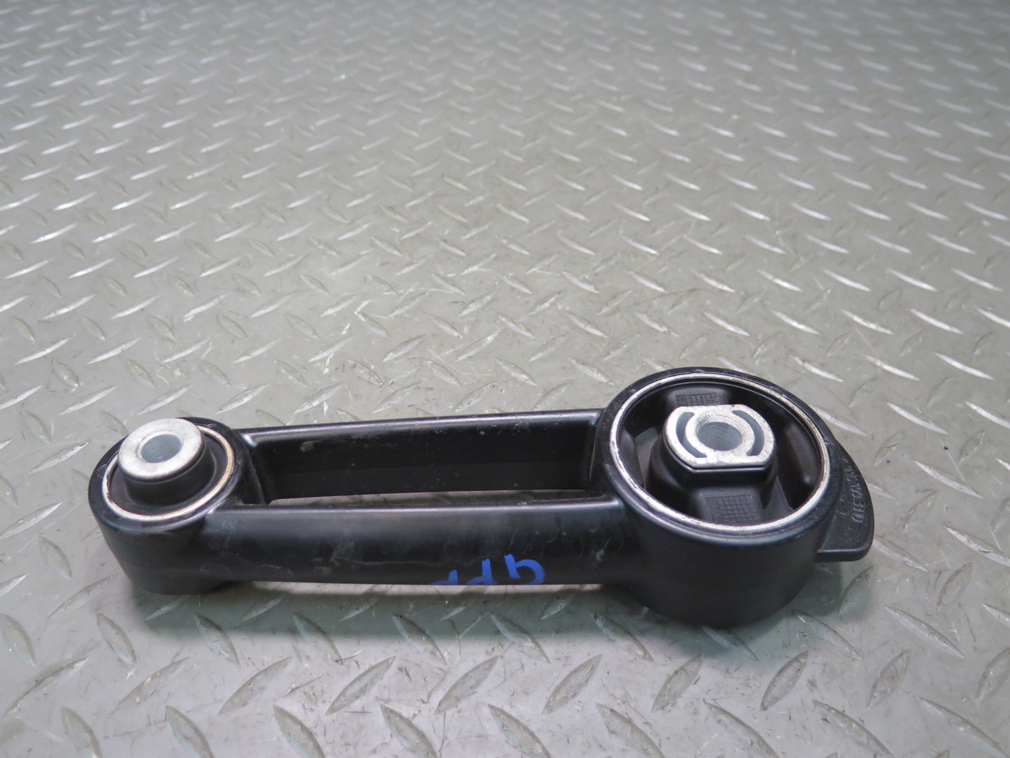 2010-2016 Porsche Panamera 970 Engine Mount Torsion Rod Support 715199331D