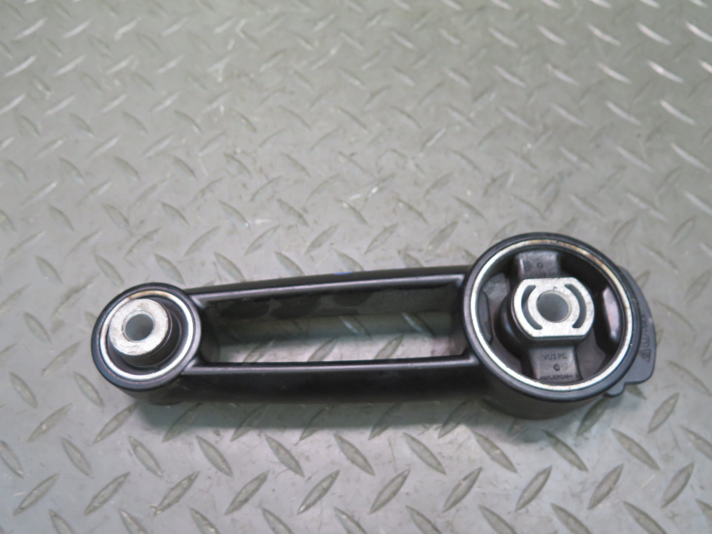 2010-2016 Porsche Panamera 970 Engine Mount Torsion Rod Support 715199331D