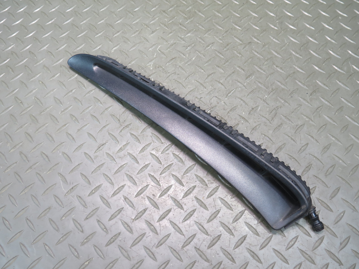 2010-2016 Porsche Panamera 970 Front Left Fender Mount Bracket Support