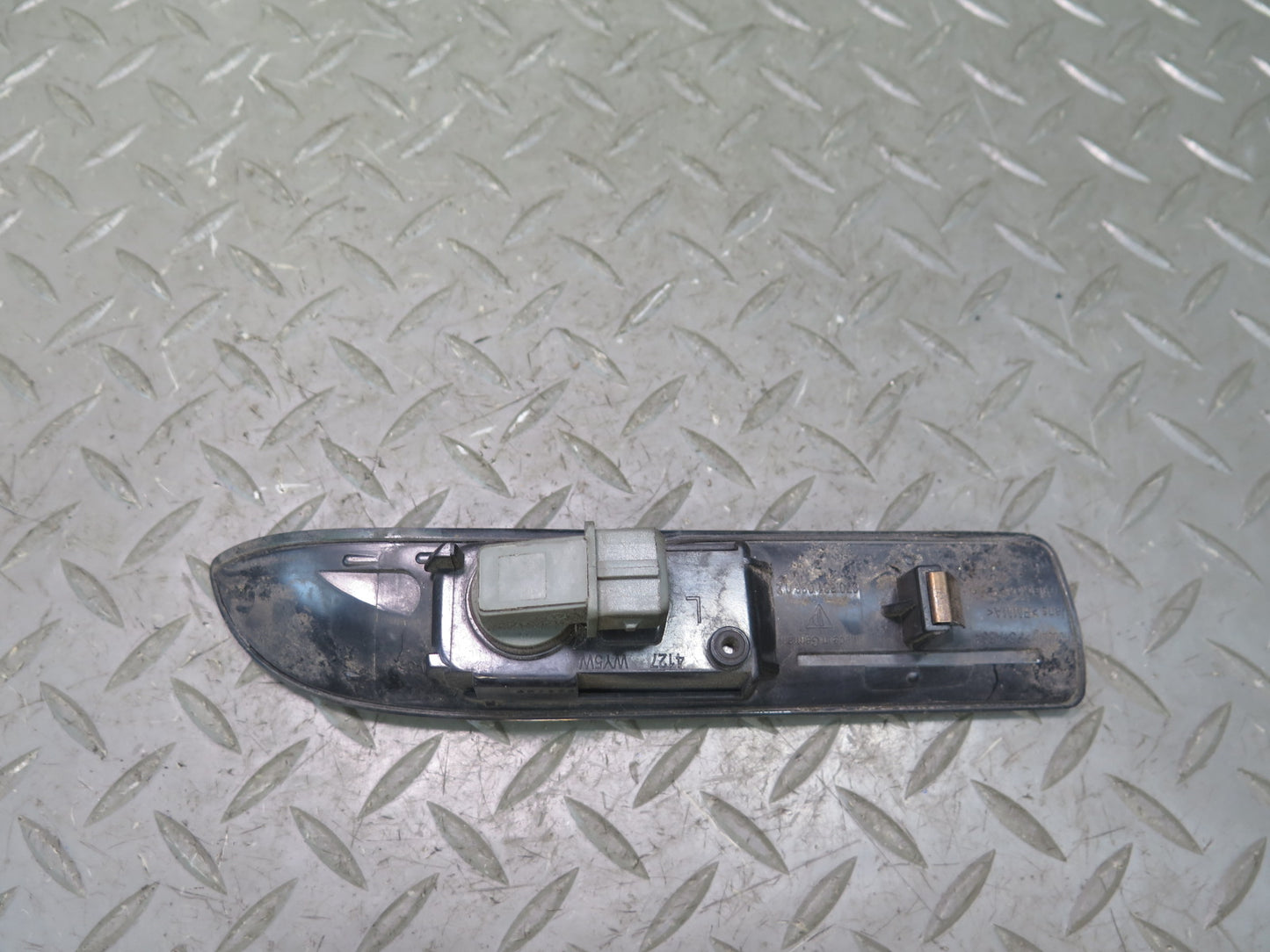 2010-2016 Porsche Panamera 970 Front Left Side Fender Turn Signal Light Lamp