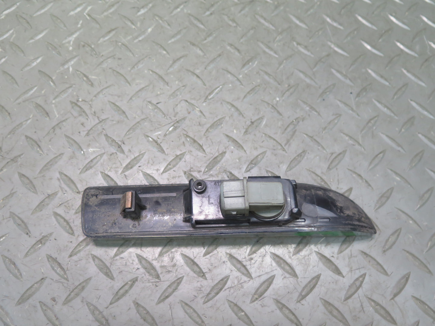 2010-2016 Porsche Panamera 970 Front Left Side Fender Turn Signal Light Lamp