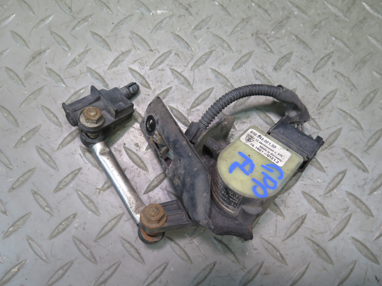 2010-2016 Porsche Panamera 970 Front Left Side Suspension Height Level Sensor