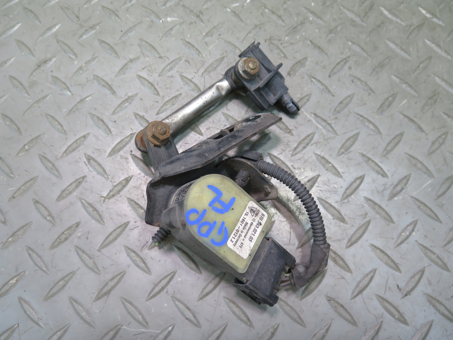 2010-2016 Porsche Panamera 970 Front Left Side Suspension Height Level Sensor