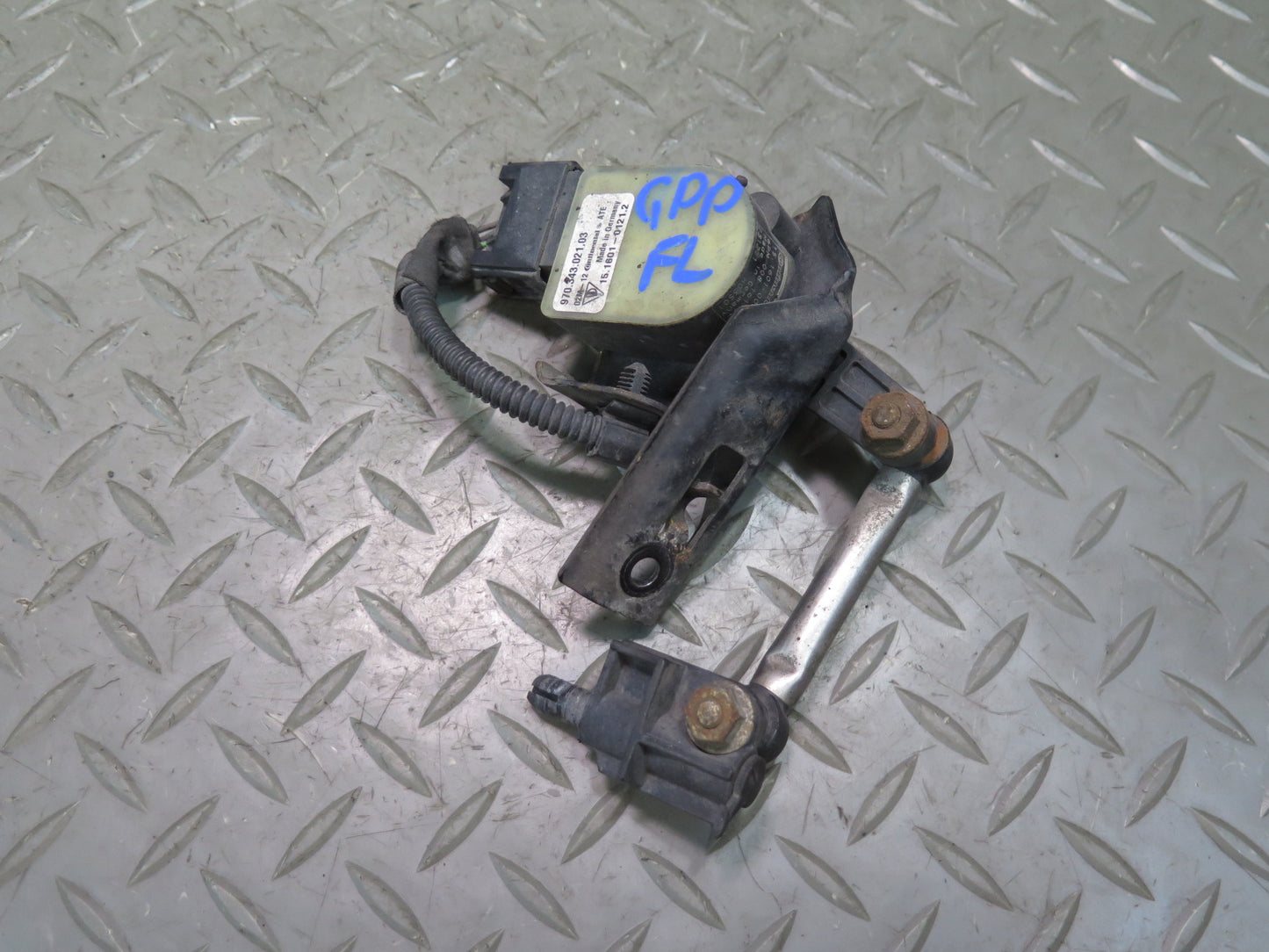 2010-2016 Porsche Panamera 970 Front Left Side Suspension Height Level Sensor