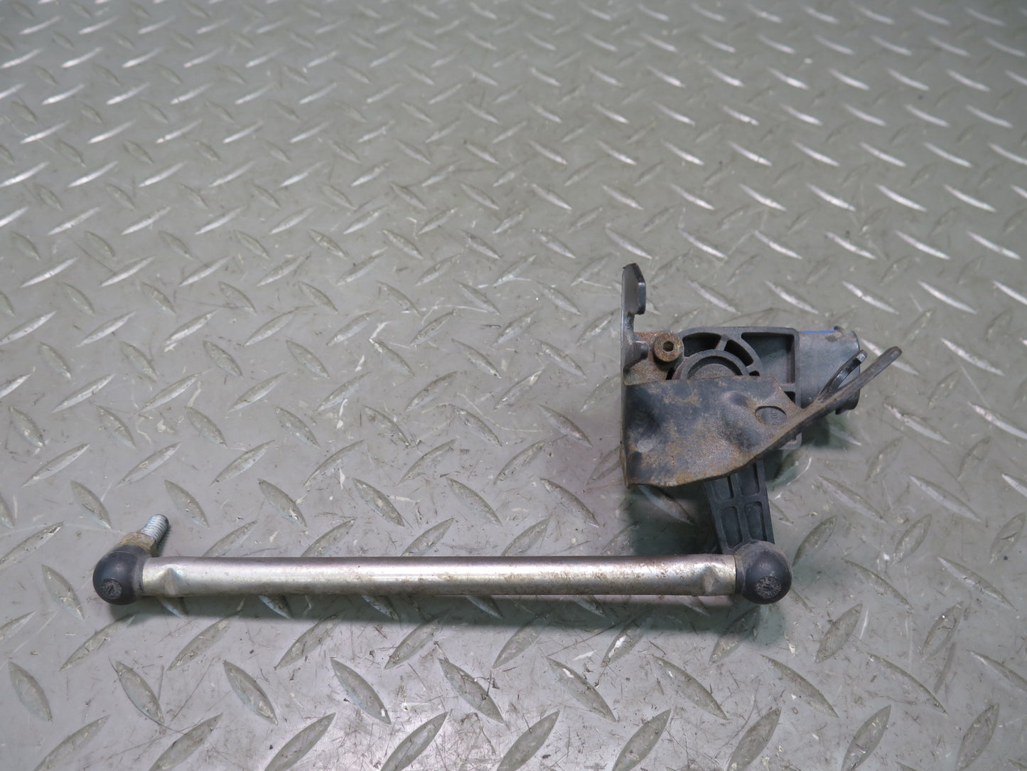 2010-2016 Porsche Panamera 970 Rear Left Side Suspension Height Level Sensor