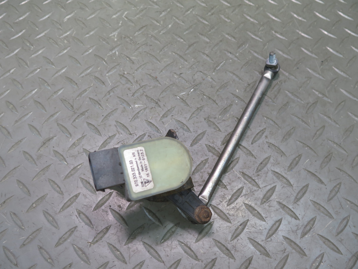2010-2016 Porsche Panamera 970 Rear Left Side Suspension Height Level Sensor