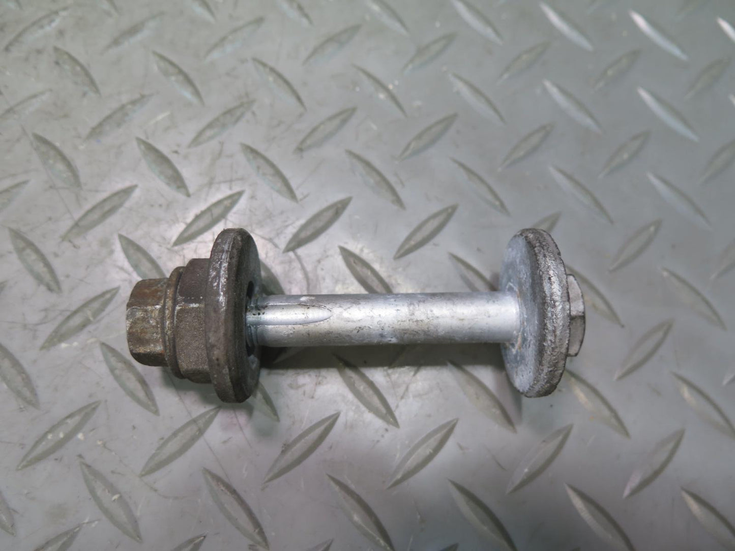 2010-2016 Porsche Panamera 970 Rear Suspension Eccentric Camber Adjust Bolt Set