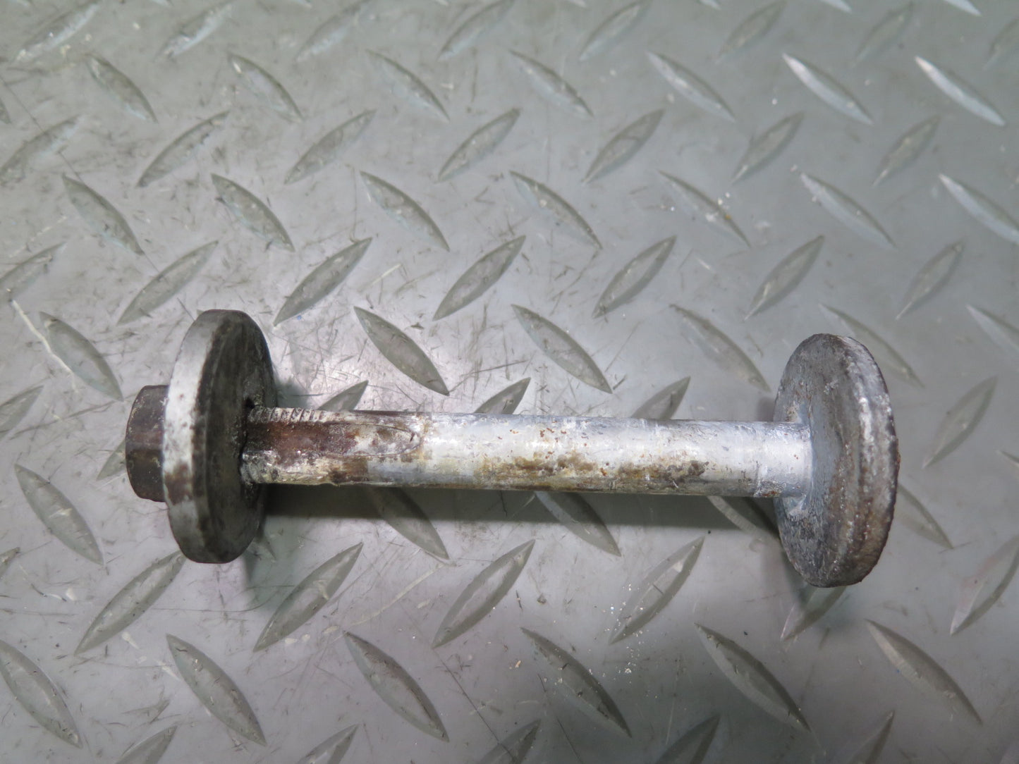 2010-2016 Porsche Panamera 970 Rear Suspension Eccentric Camber Adjust Bolt Set