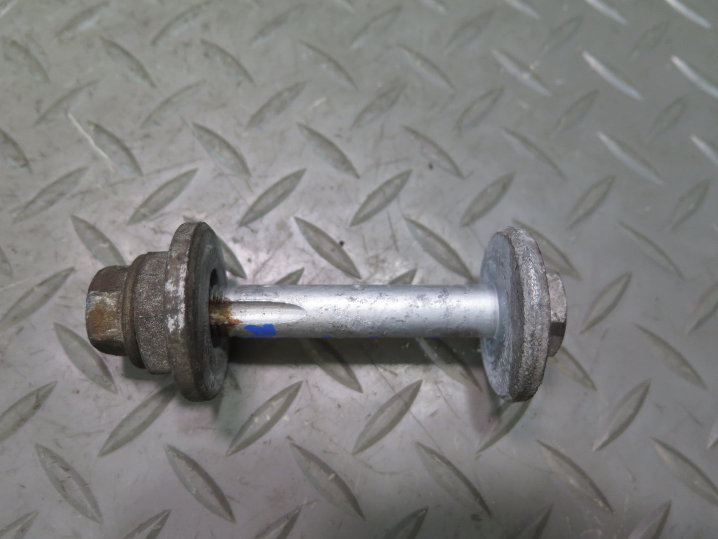 2010-2016 Porsche Panamera 970 Rear Suspension Eccentric Camber Adjust Bolt Set