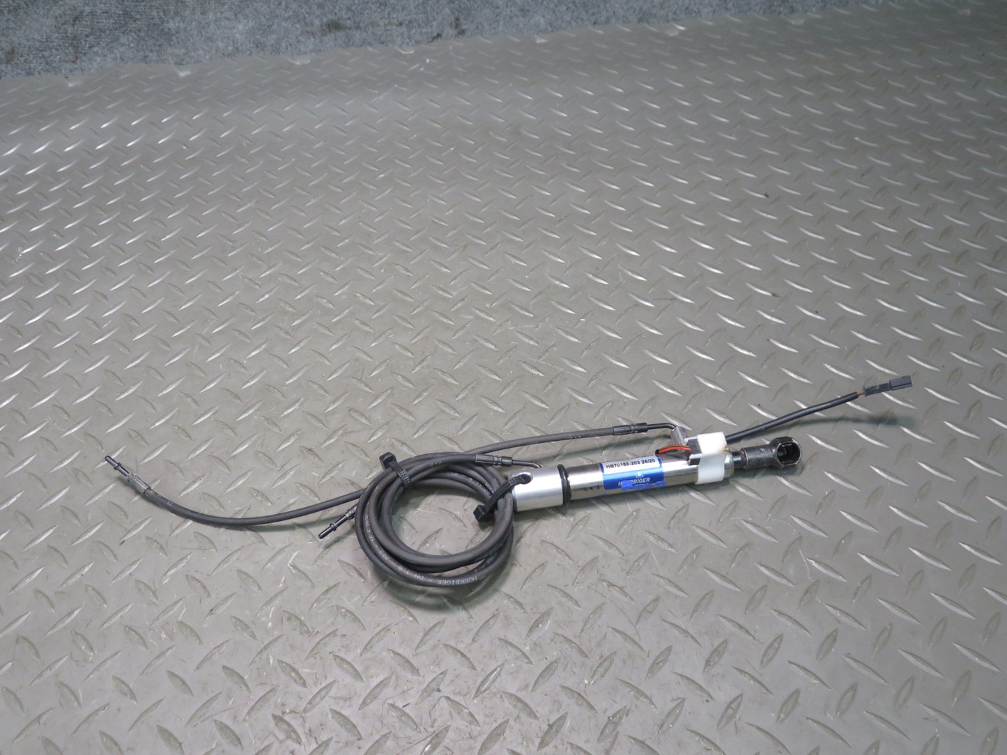 01-06 BMW E46 330ci Convertible TOP Roof Left & Right Hydraulic Cylinder Set OEM