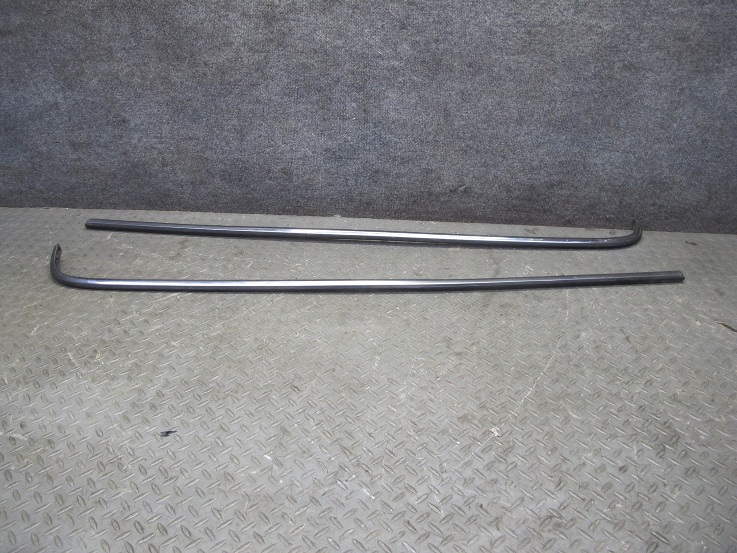 74-83 Mercedes W123 240D Sedan 14pcs Exterior Chrome Trim Cover Molding Set OEM
