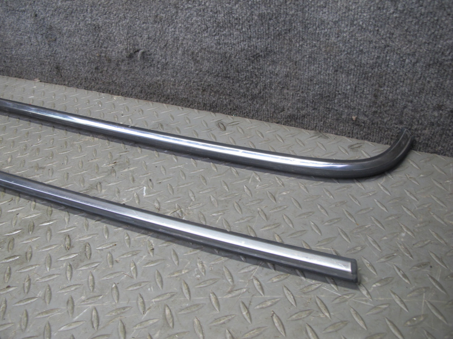 74-83 Mercedes W123 240D Sedan 14pcs Exterior Chrome Trim Cover Molding Set OEM