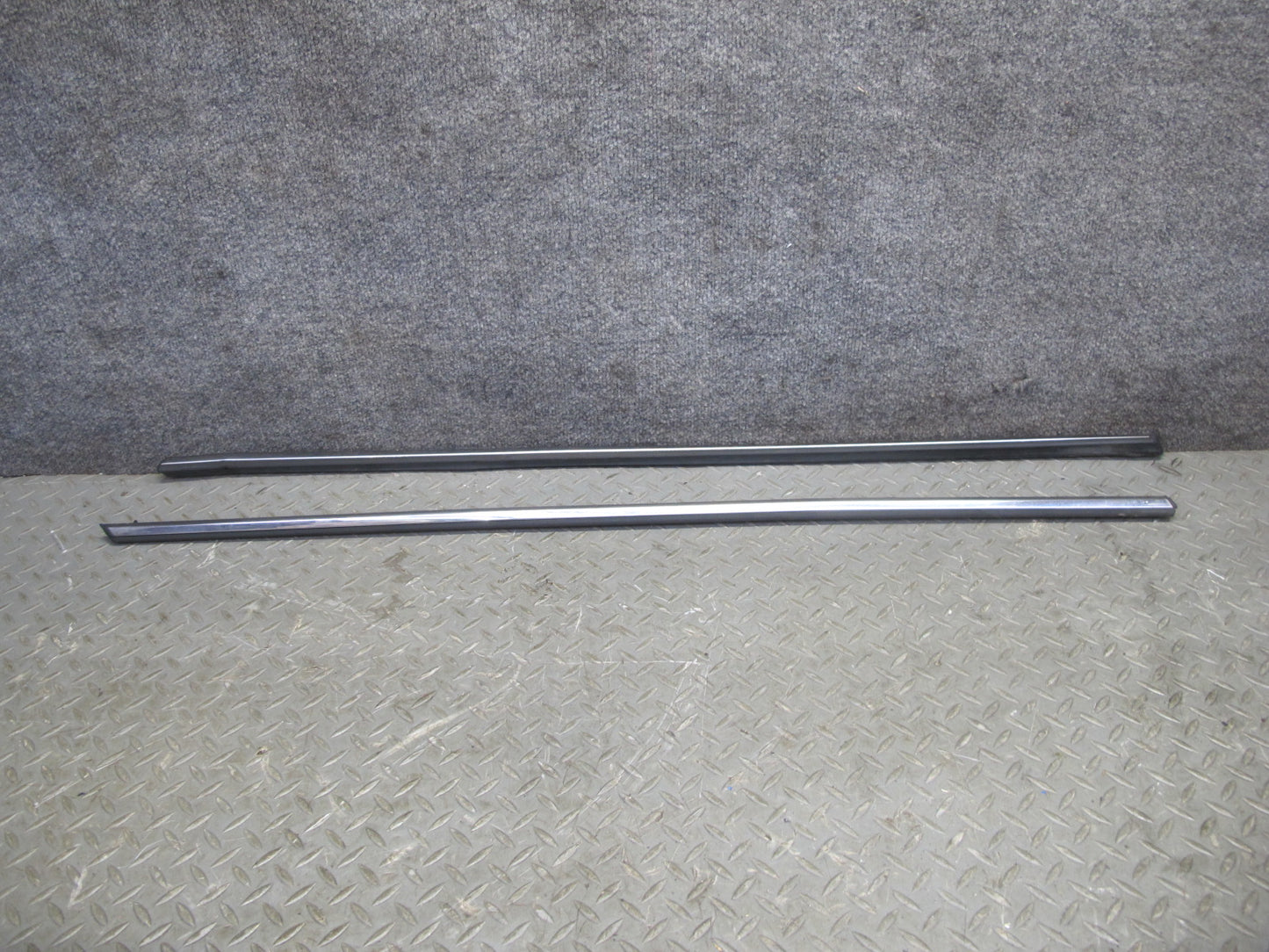 74-83 Mercedes W123 240D Sedan 14pcs Exterior Chrome Trim Cover Molding Set OEM