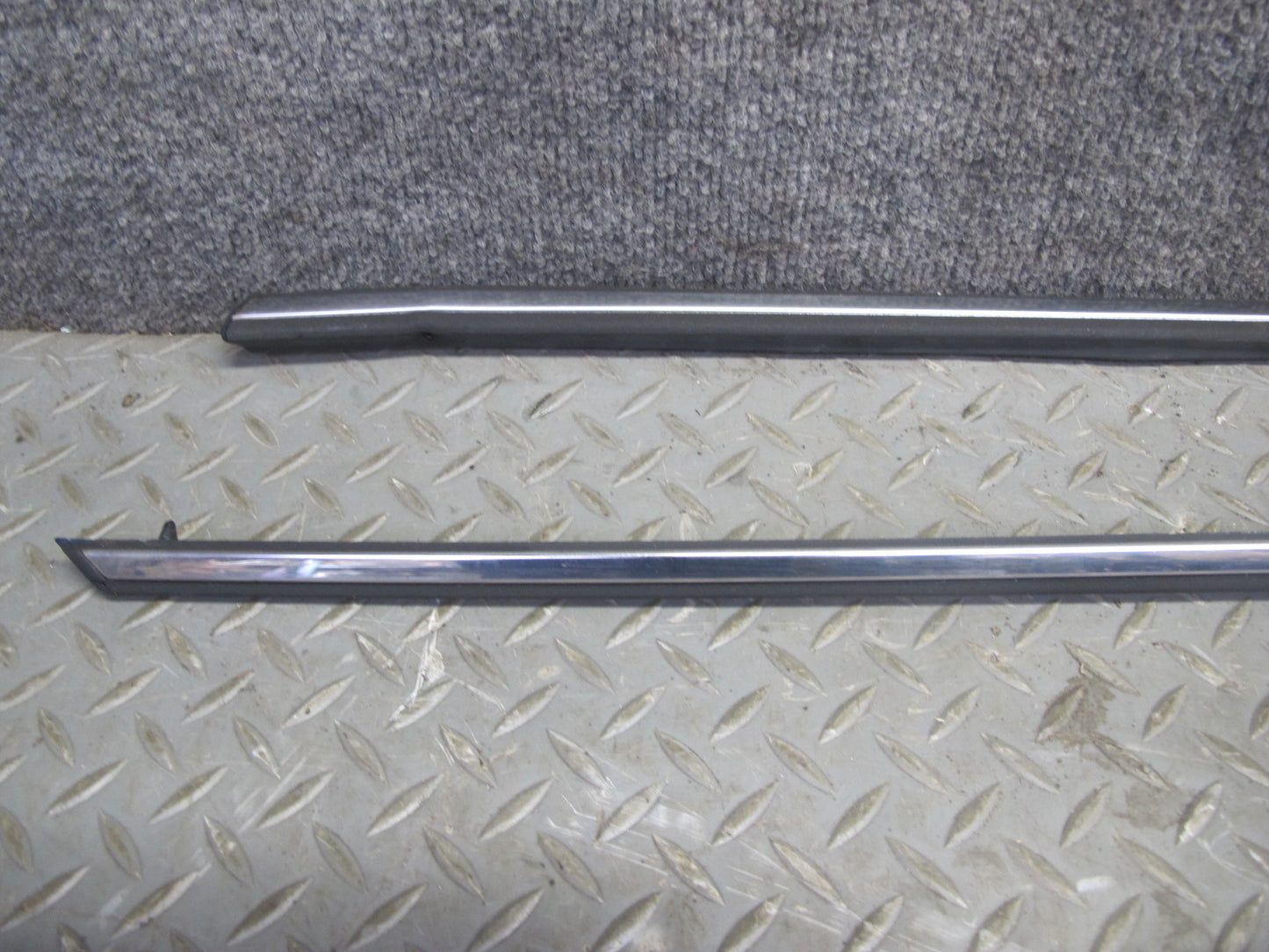 74-83 Mercedes W123 240D Sedan 14pcs Exterior Chrome Trim Cover Molding Set OEM