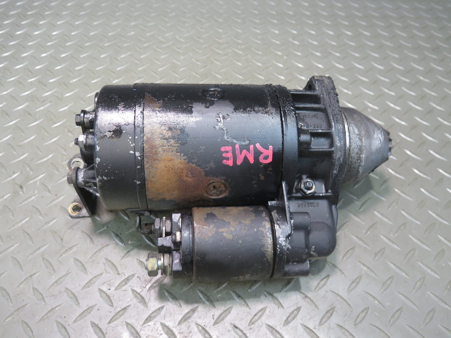 81-85 Mercedes W123 300D Engine Starter Motor OEM