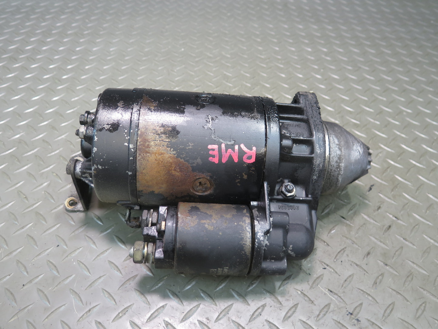 81-85 Mercedes W123 300D Engine Starter Motor OEM